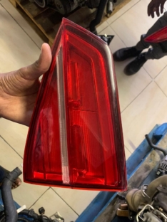 Jetta 6 face lift boot light