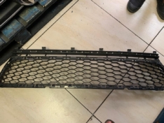 Golf 7 TSI center Grill