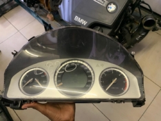 mercedes benz c220 clock  and cluster