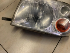 Nissan mp300 front lights